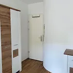 Apartment Helles, Gepflegtes Souterrain In Ruhiger Lage Dusseldorf