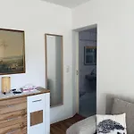 Apartment Helles, Gepflegtes Souterrain In Ruhiger Lage